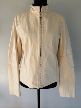 Women’s Wilsons Leather Cream Zip Front Braided Trim Leather Jacket size M